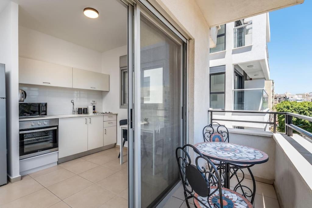 Bograshov Area - Cosy Apart' Hotel Close To The Beach Tel Aviv Buitenkant foto